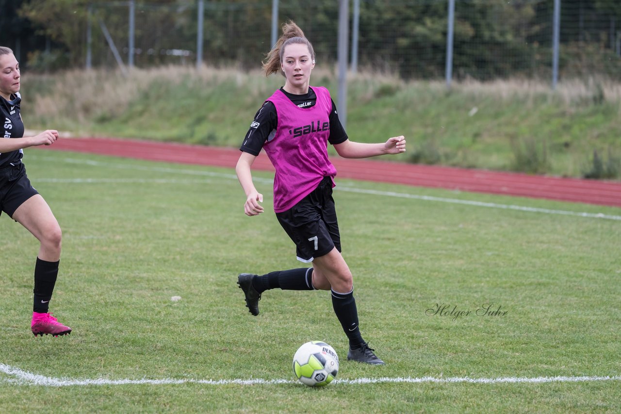 Bild 118 - Frauen Grossenasper SV - SV Steinhorst/Labenz : Ergebnis: 1:3